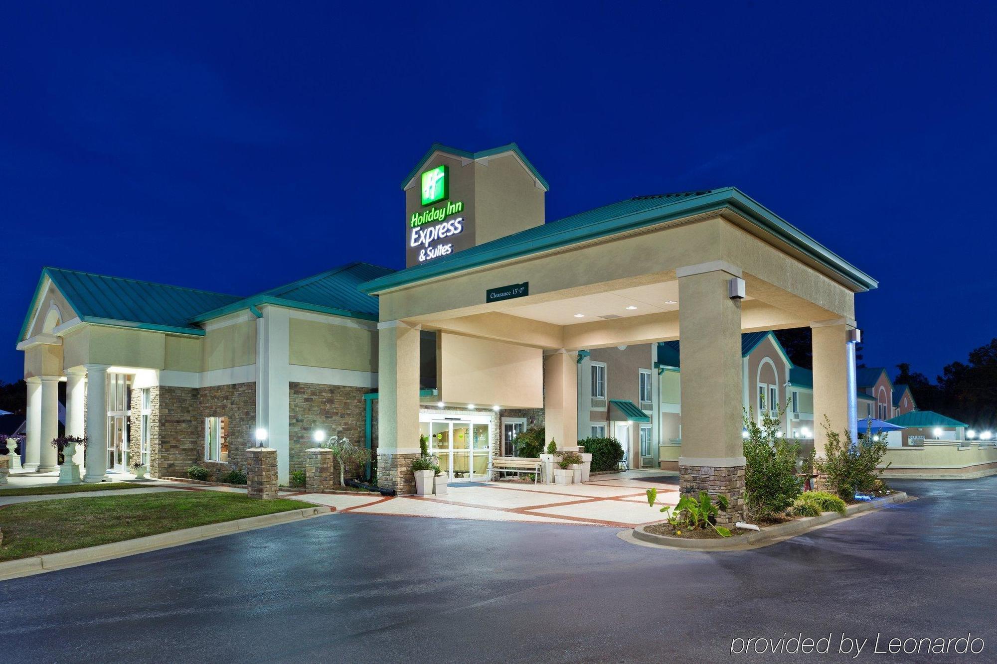 Comfort Inn & Suites Greenwood Near University Εξωτερικό φωτογραφία