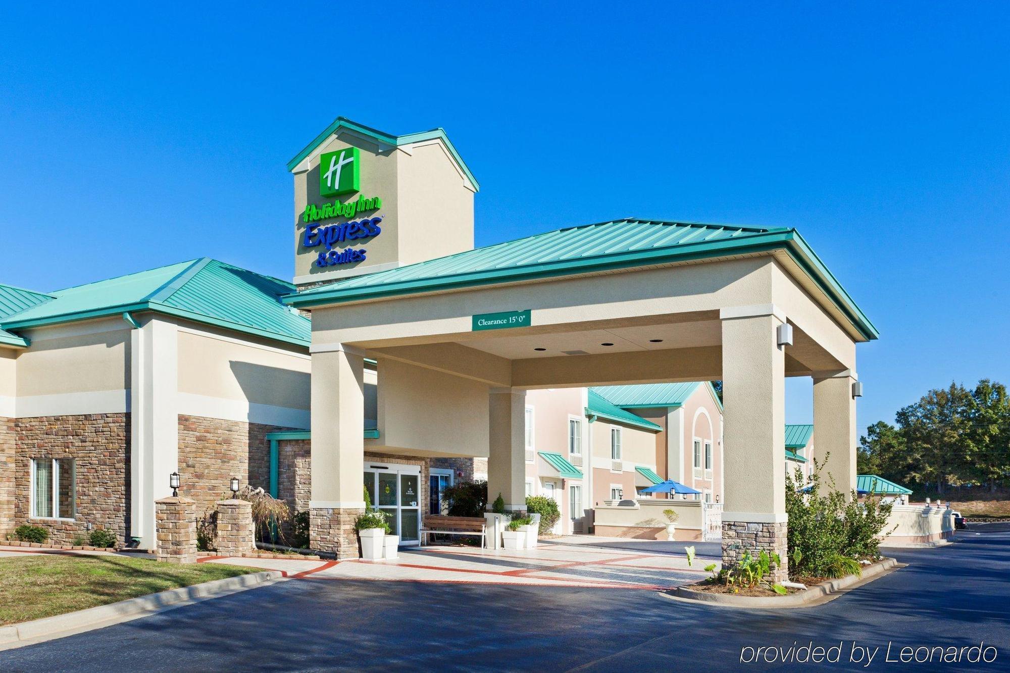 Comfort Inn & Suites Greenwood Near University Εξωτερικό φωτογραφία